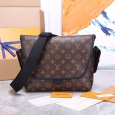 Mens Louis Vuitton Satchel Bags